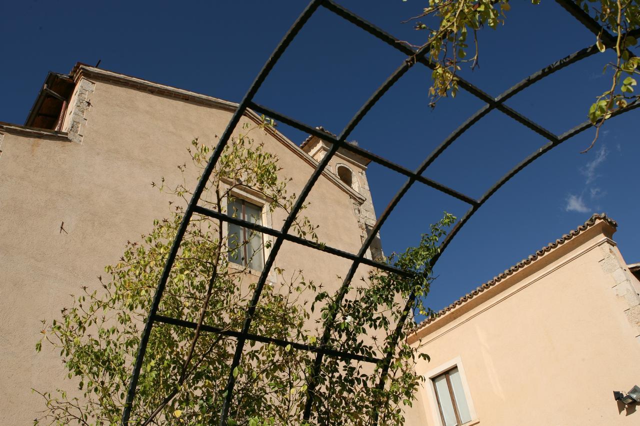 Convento Di San Colombo Hotel Santo Stefano Di Sessanio Luaran gambar