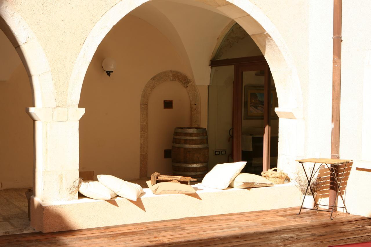 Convento Di San Colombo Hotel Santo Stefano Di Sessanio Luaran gambar