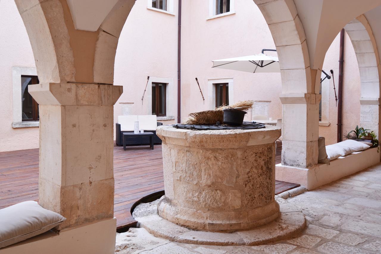 Convento Di San Colombo Hotel Santo Stefano Di Sessanio Luaran gambar