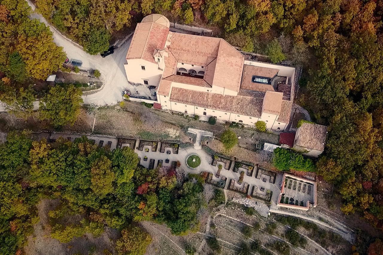 Convento Di San Colombo Hotel Santo Stefano Di Sessanio Luaran gambar